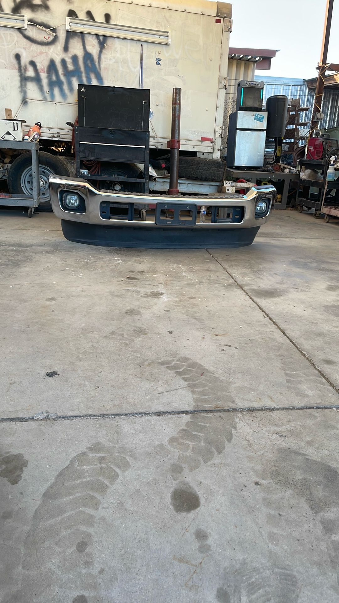 2011/16 Ford Super Duty F250 & F350 Front Complete Bumper