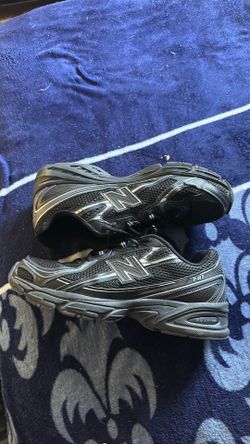 New balance shoes