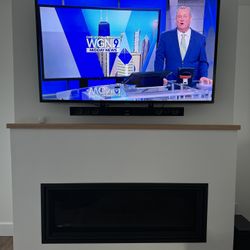 Samsung 60” TV Soundbar And Subwoofer 