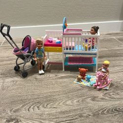 Barbie baby set (accessories included)
