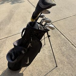 Taylormade / Callaway RH Golf Club Set
