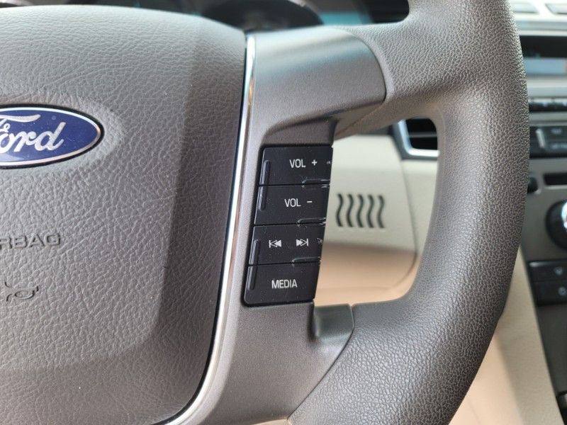 2011 Ford Taurus