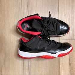 Jordan Air Jordan 11 Retro Low Bred Black Red White