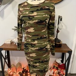 Black Star Military Dress Size M