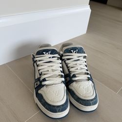 Lv’s Trainer Sneakers