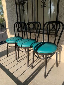 Set of 3 Chairs with Teal Cushions