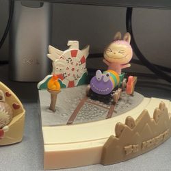 Labubu Playing Game Scene Sets
