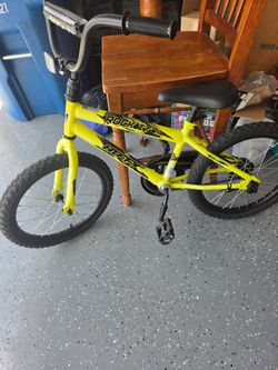 16-Inch Huffy Rock It Boys/Kids Bicycle - Ready to Ride