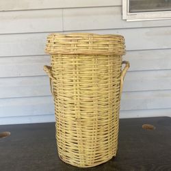 Vintage Cloths Laundry Hamper Sticks basket With lid