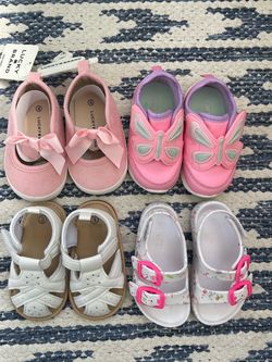 Girl Shoes -‼️READ DESCRIPTION