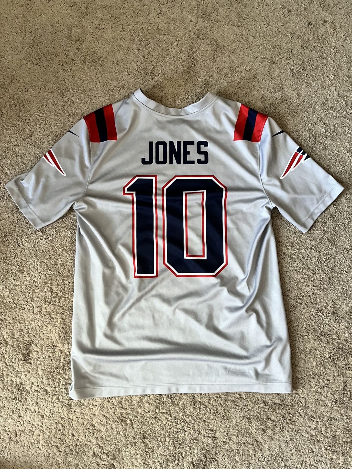 MAC JONES GREY INVERTED NEW ENGLAND PATRIOTS JERSEY SIZE M