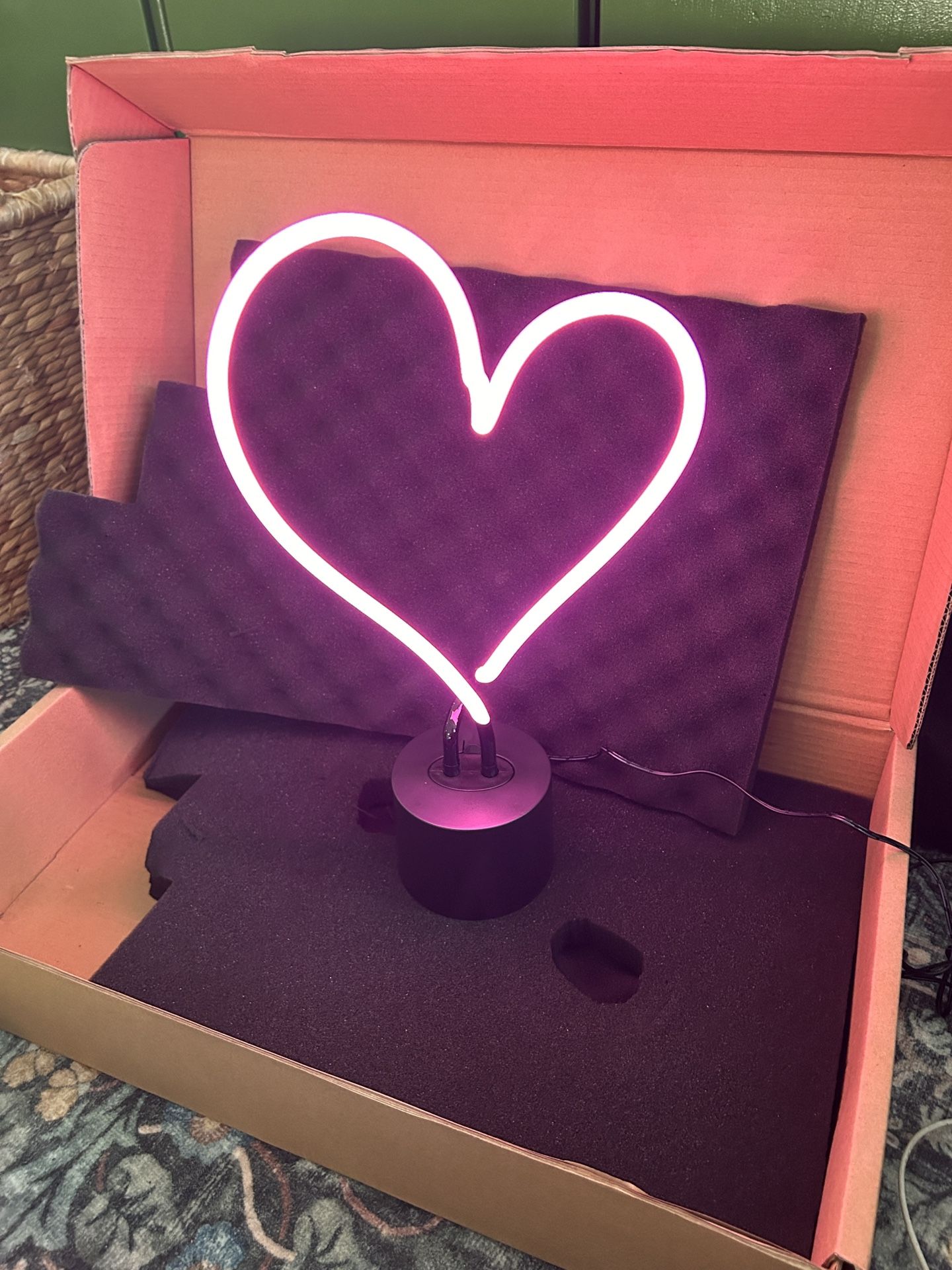 Pink LED Neon Heart Lamp
