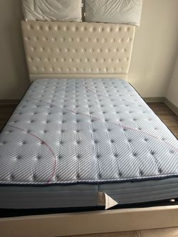 Queen size mattress
