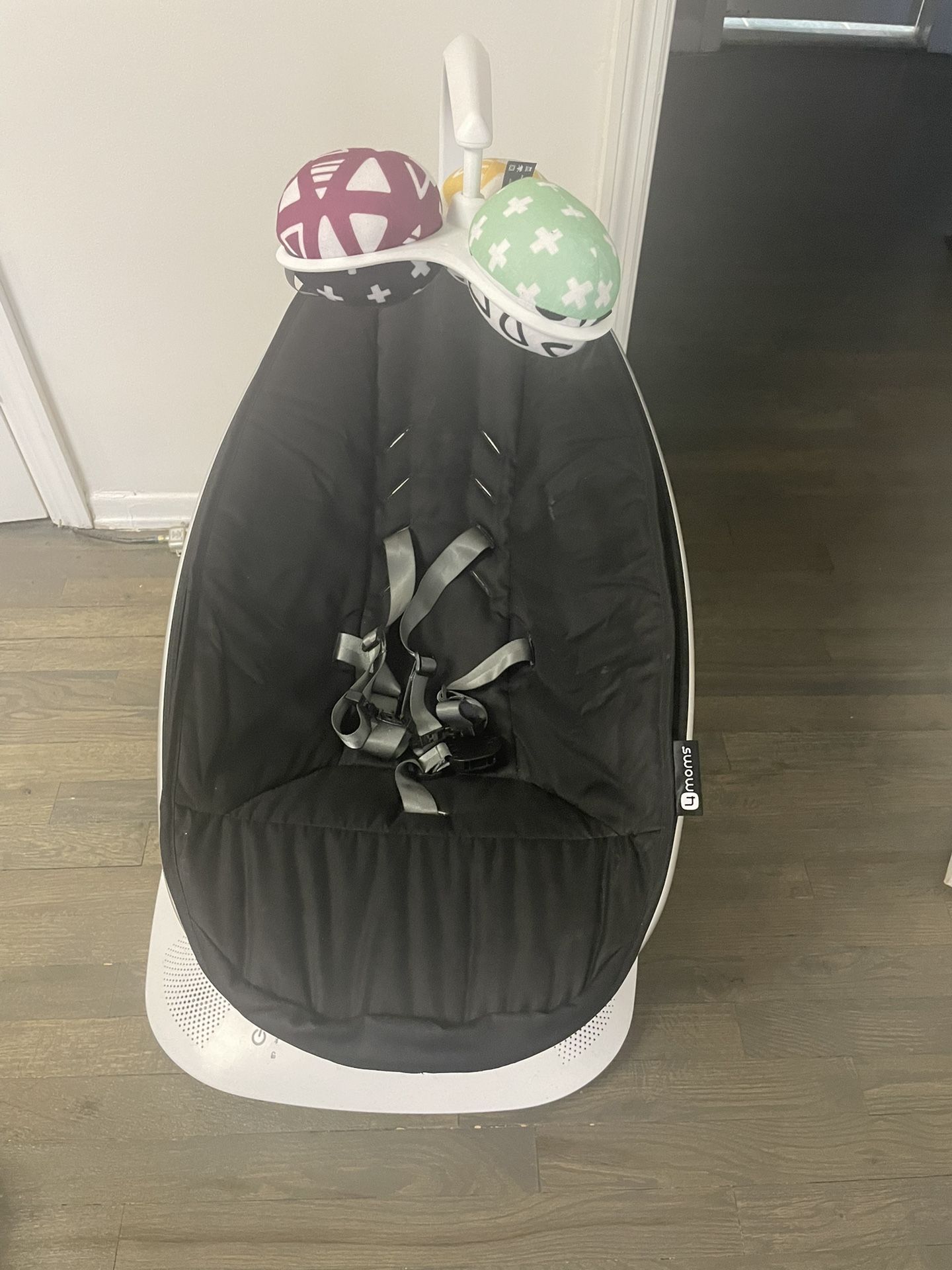 4moms mamaRoo Multi-Motion Baby Swing Smart Connectivity