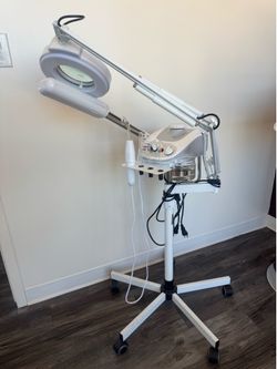 Aesthetic lamp & steamer with high frequency wand