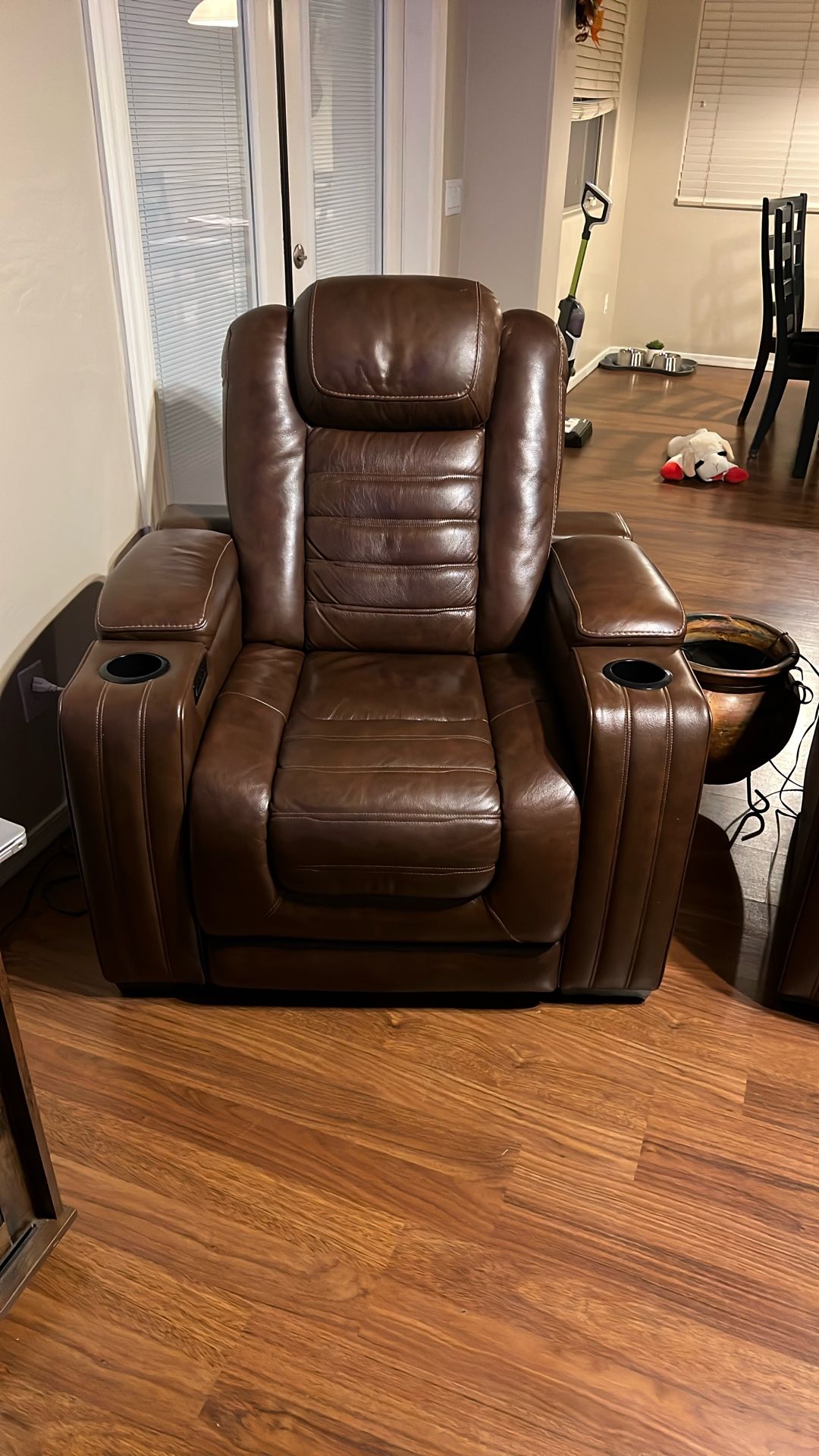 Ashley P2 Backtrack  Dual Leather Power Reclining Set