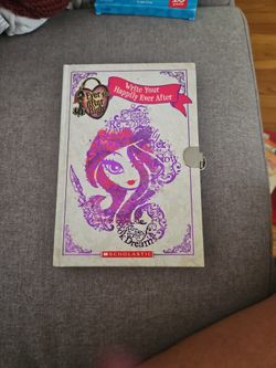 Ever After High Book- Write Your Happily Ever After Book