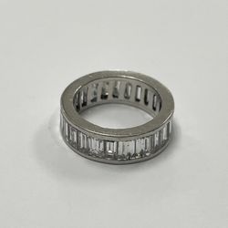14K White Gold 32 Baguette diamond Ring