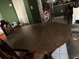Dining Room Table All 4 Chairs