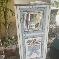 Children’s Play Closet 