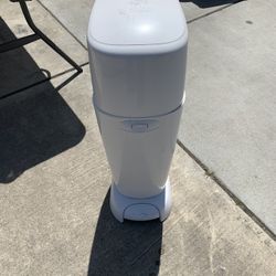 Genier Diaper Trash Can