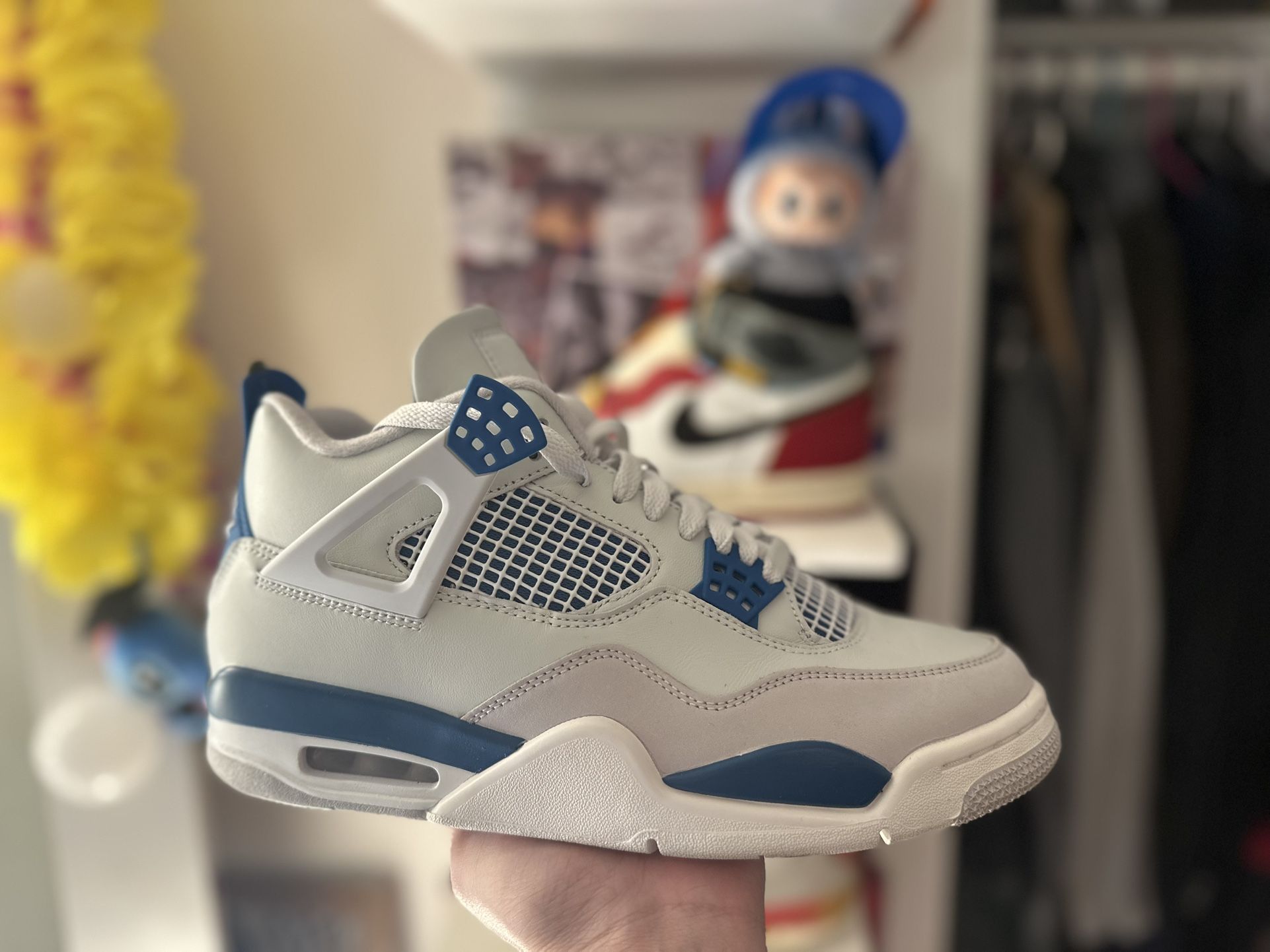 Jordan 4