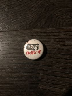 Hat pin