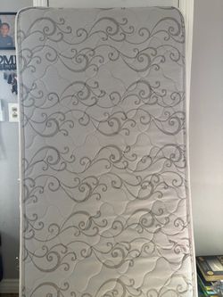 Serta Foundation Box Spring (ALLERTON)