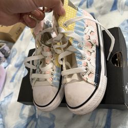 Girls Converse 