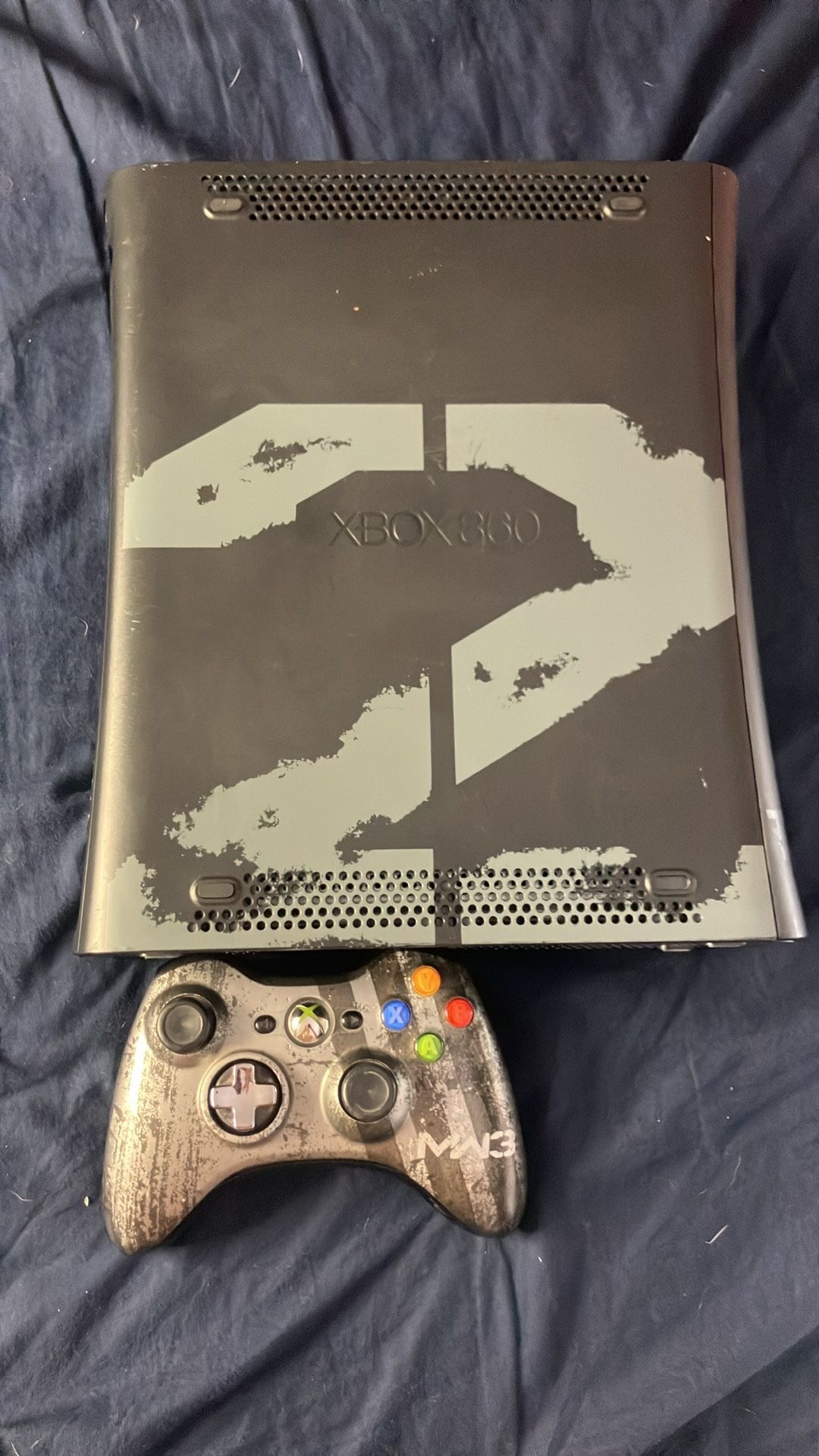 Xbox 360 Bo2 Edition With Mw3 Controller