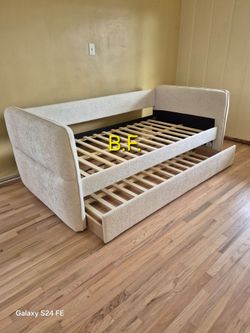 🪙 Day Bed Twin-Twin, Oatmeal Color, Tweed Padded Fabric, No Including Mattresses, New in the box.