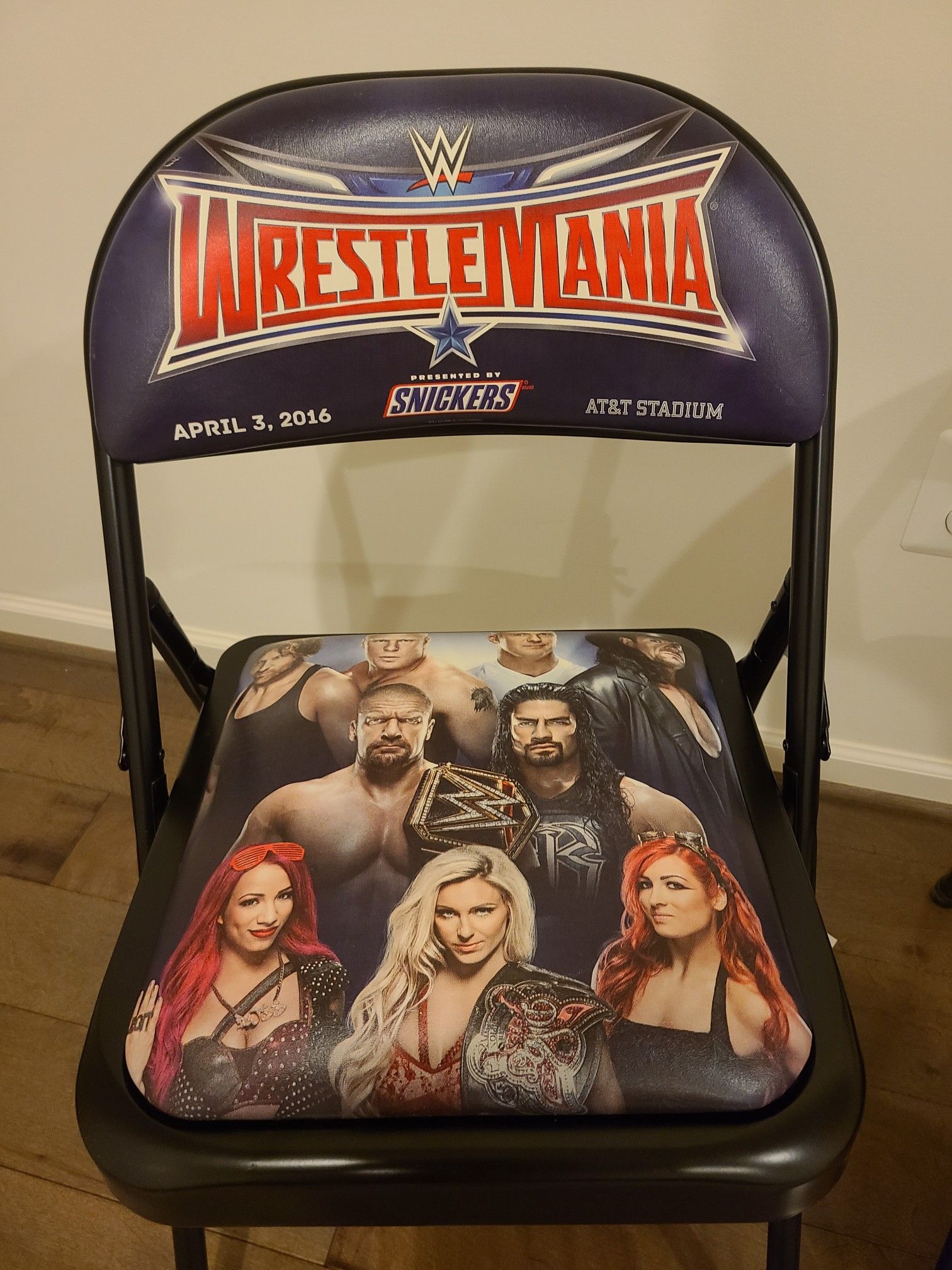 WWE Wrestlemania 32 Ringside Chair(s)