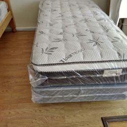 BRAND NEW PILLOW TOP MATTRESSES ✅ COLCHONES NUEVOS PILLOW TOP 💯‼️   QUEEN SIZE $150 ❌ $210 With Box Spring   FULL SIZE $140 ❌ $200 With Box Spring💥 