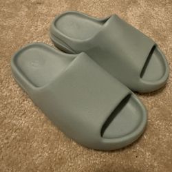 Adidas Yeezy Slide Salt Size 5