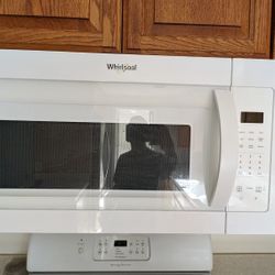 Whirlpool Microwave 