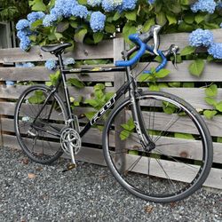 Felt Road bike with Shimano Ultegra components