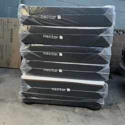 Nectar Mattress.   Nectar's Classic 12" Medium Firm Memory Foam Mattress.       Brand New Mattress.   ☎️(213)713-74-89. Call Or Tex  