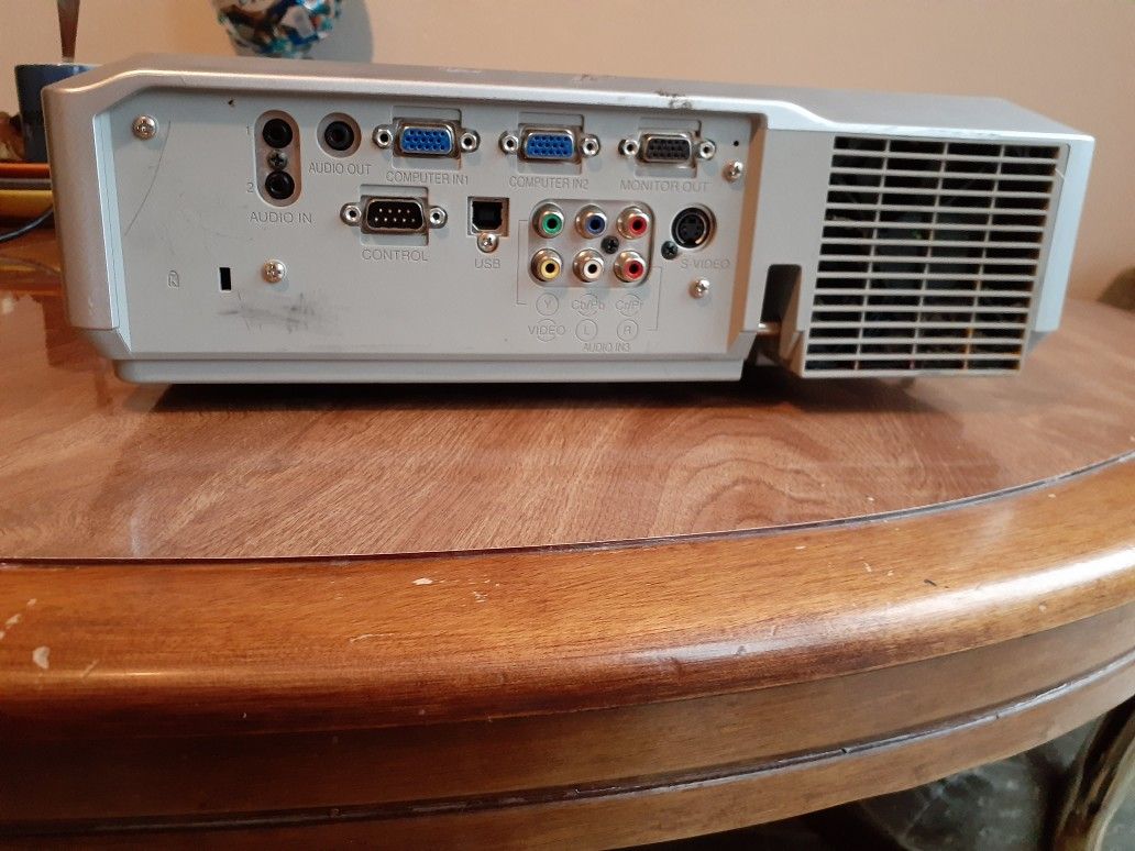 Video Projector Hitachi