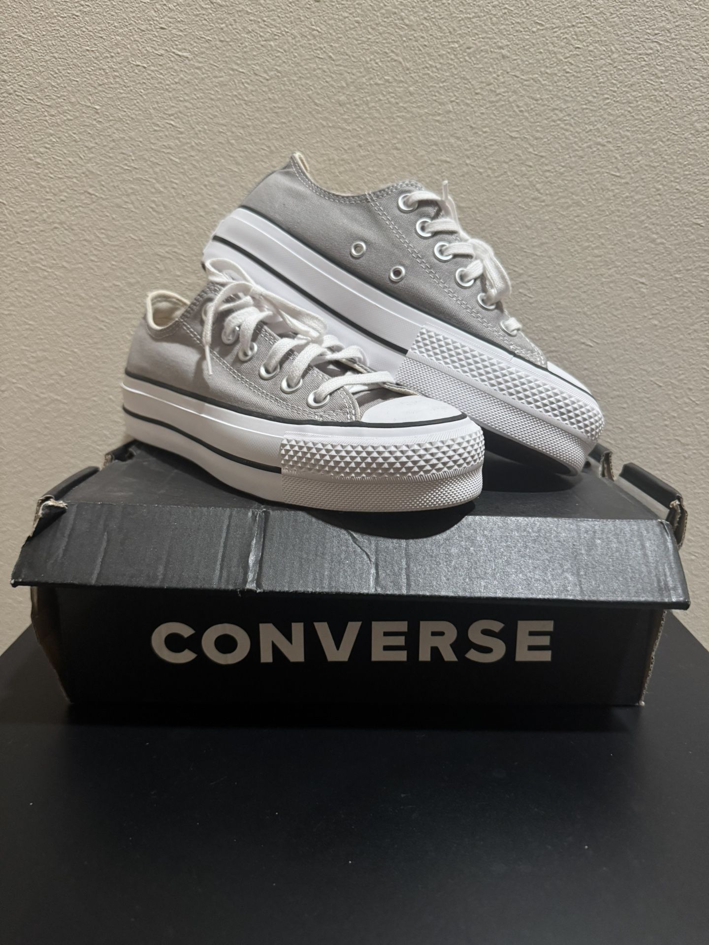 Converse Chuck Taylor Lift Platform Sneaker Women's