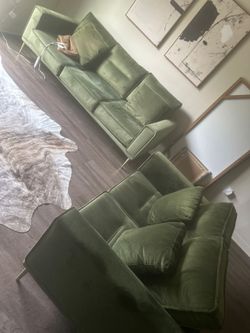Modern green velvet sofa set