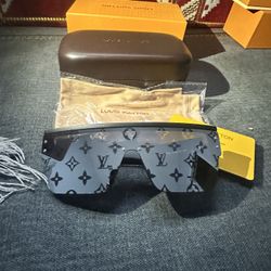 Louis Vuitton Glasses