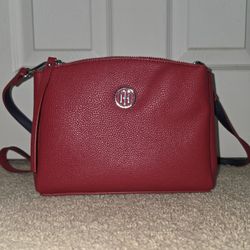Tommy Hilfiger Mara Crossbody