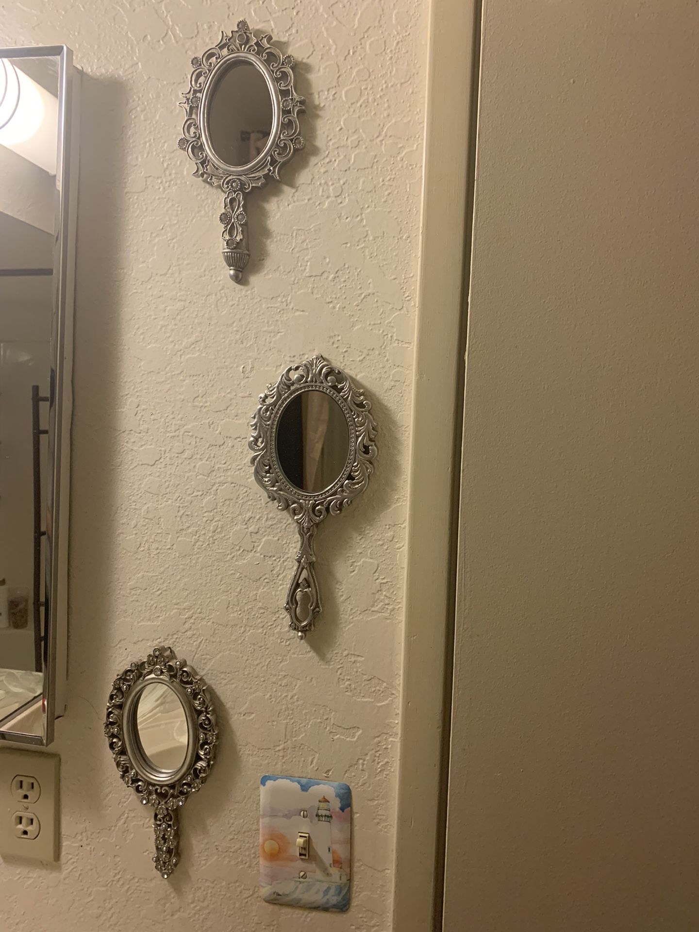 Three little old fashion mirrors for Sale in Victorville, CA OfferUp