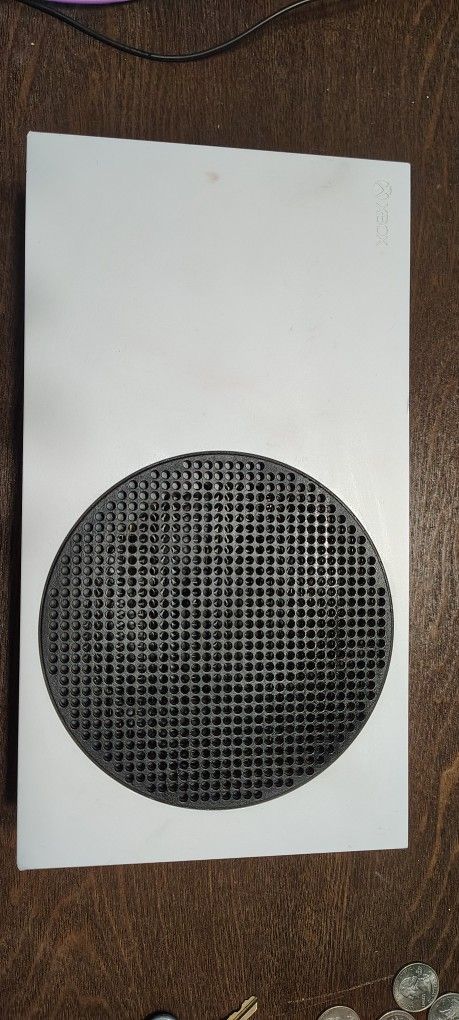 Xbox Series S Selling With Controller