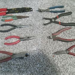 Various Pliers/ Tools