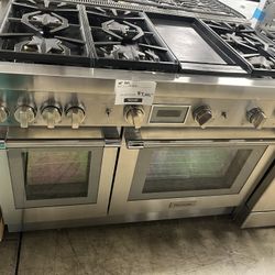 THERMADOR 48 WIDE GAS RANGE 