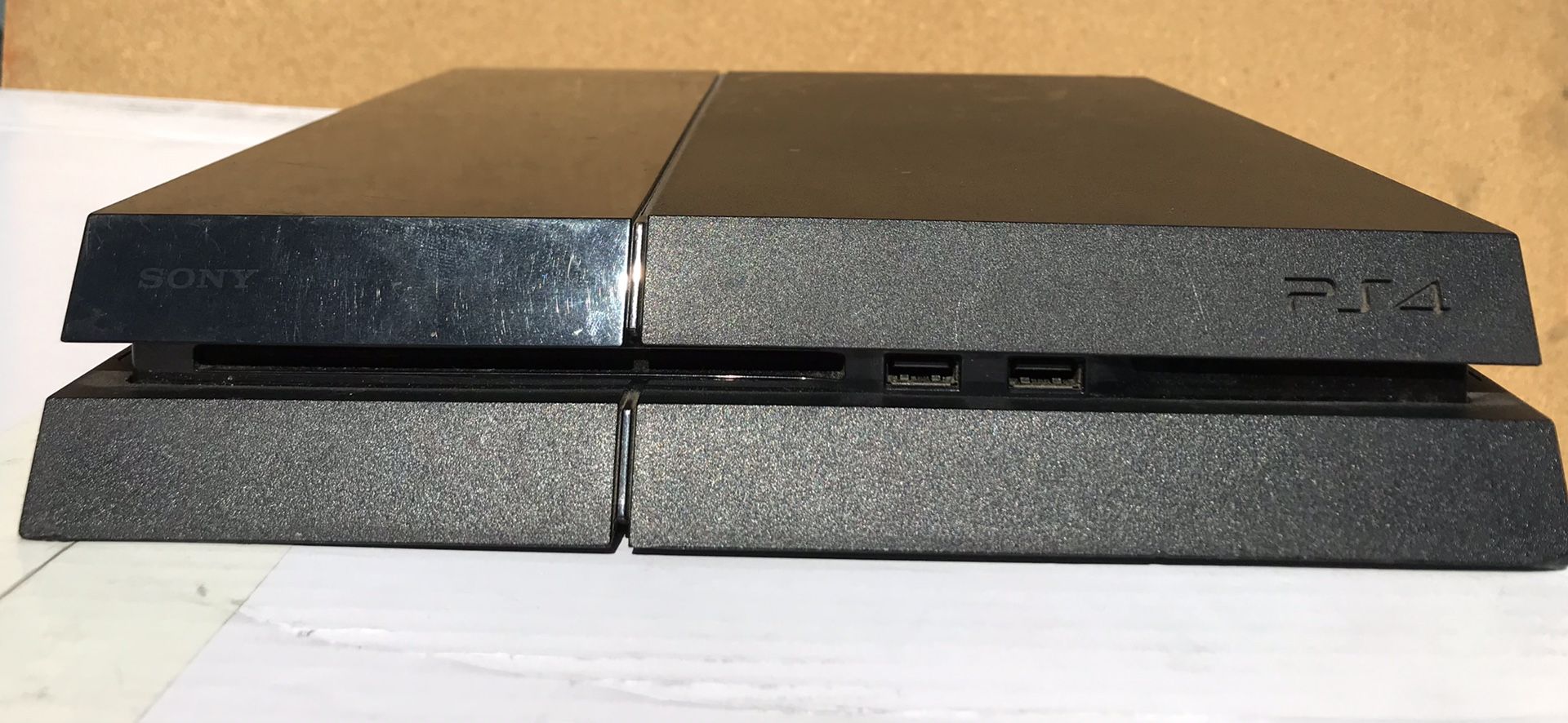 PS4 Model CUH-1001A