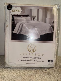 New King White Bedding