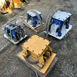 Mini Excavator And Backhoe Vibrating Compaction Plates 