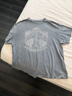 Women’s tshirt